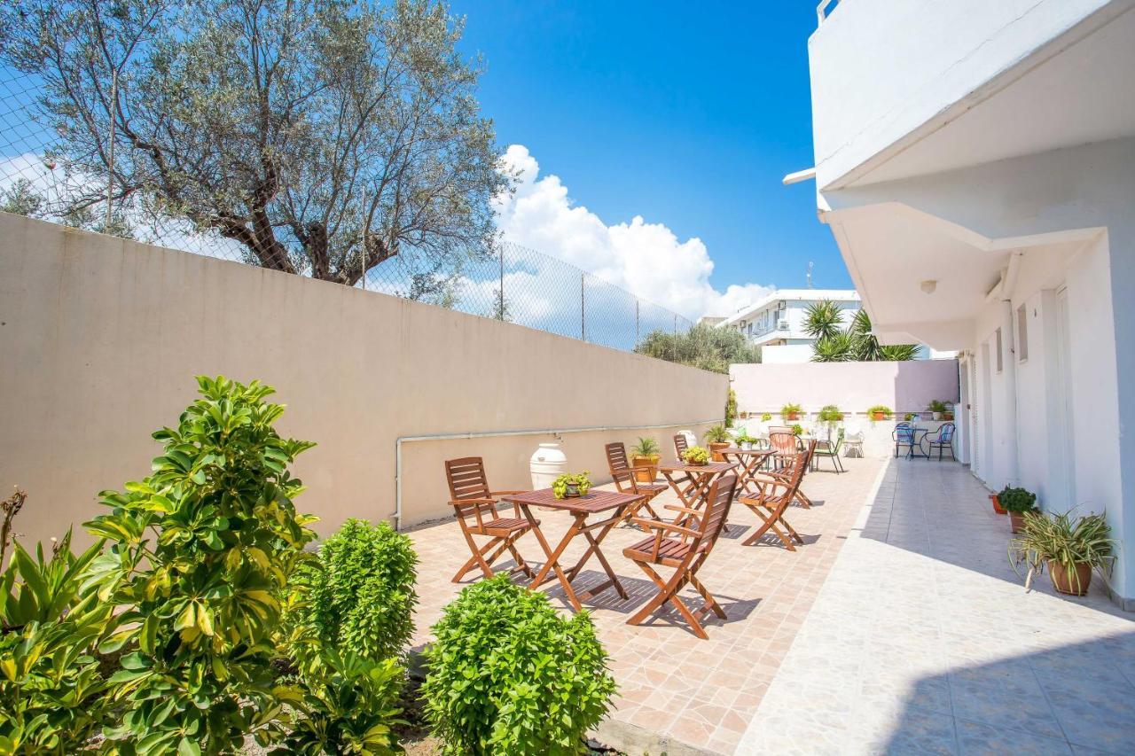 Iatridis Studios Faliraki (Adults Only) Ngoại thất bức ảnh